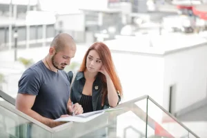 Red Flags When Hiring a Luxury Home Builder