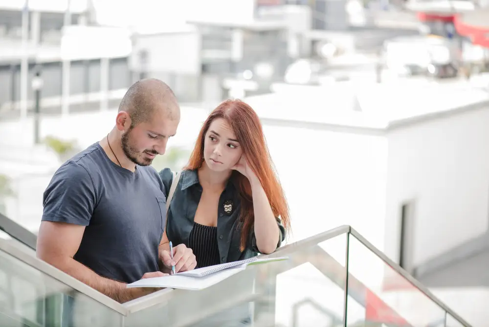 Red Flags When Hiring a Luxury Home Builder