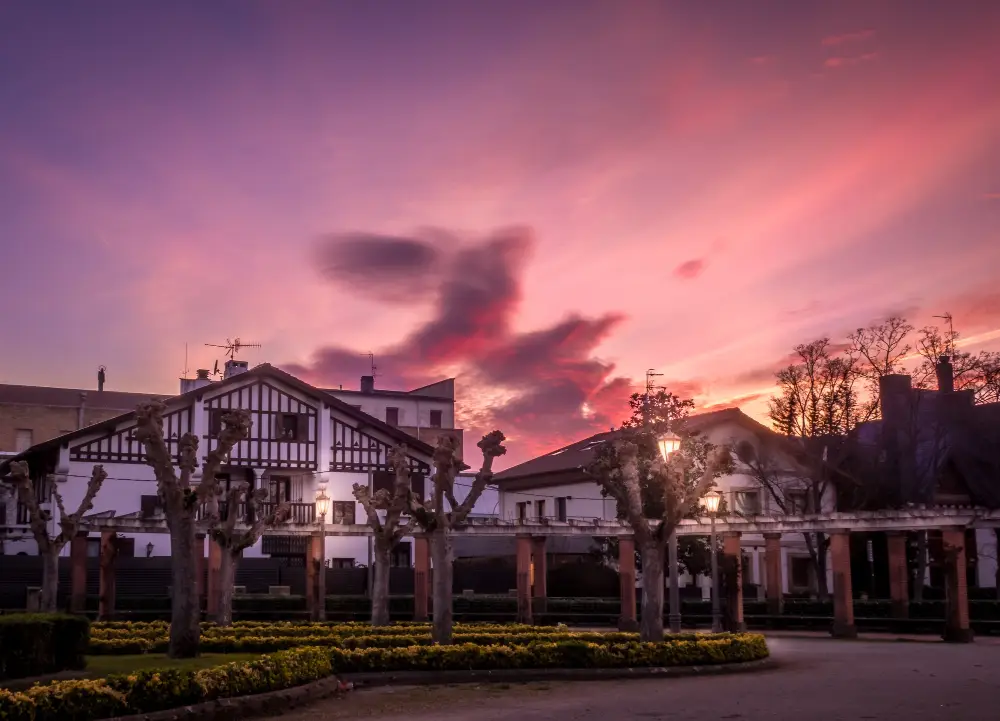 Top Neighborhoods for Luxury Acreage Estates in Weaverville NC