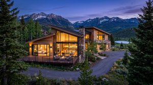 Luxury Buyer Expectations What to Demand From a Custom Builder